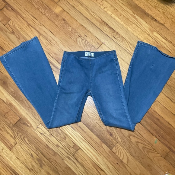 Free People Denim - Free People We the Free Penny Pull On Stretch Flare Leg Denim Jeans  26